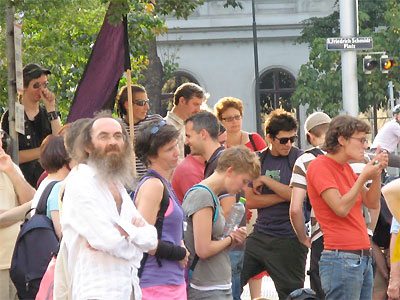 prolife_vienna_counterprotesters