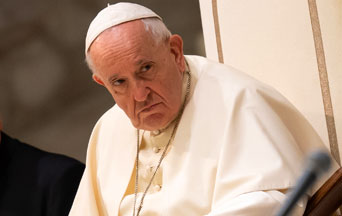 Aborto, gays e trans: as críticas ao papa Francisco feitas por