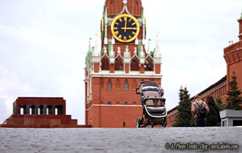 Is Russia’s Declining Birth Rate a Global Warning Sign?