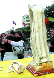 Statue of Our Lady brutally beheaded by leftists in Altamira Square.
