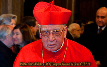 Il cardinale Medina elogia la difesa di una legge superiore