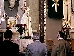 The presence of the miraculous International Pilgrim Statue of Our Lady of Fatima, gave TFP members the opportunity to adore Our Lord and simultaneously venerate she who was His greatest consoler in all of history