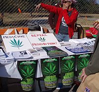 Even drug legalization activists also took an active part in the demonstration.