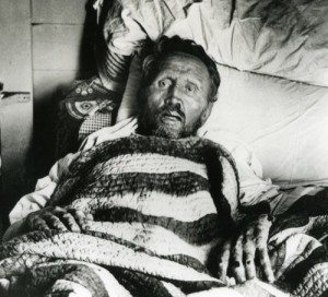 St_Damien_1889_deathbed_500px.jpg