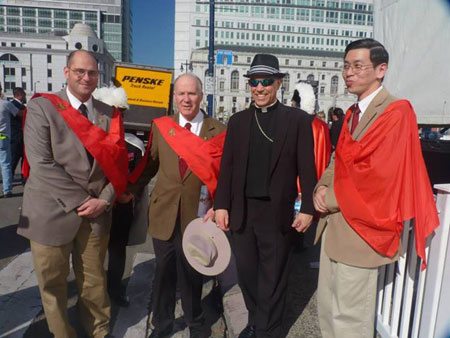 TFP Members with Archbishop Joseph Salvatore Cordileone of the Archdiocese of San Francisco. American TFP Joins Enthusiastic Crowd at the 2014 Walk for Life in California