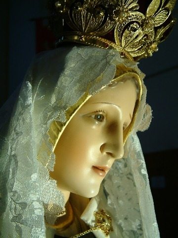 Our Lady of Fatima International Pilgrim statue at TFP National Headquarters, Spring Grove, PA
