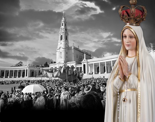 Mentre ci prepariamo al centenario della venuta della Madonna a Fatima, invochiamo fiduciosi la Regina degli Angeli perché affrettino gli eventi che porteranno al trionfo del suo Cuore Immacolato.