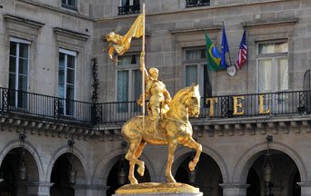 Santa Giovanna d'Arco era un cavaliere, non una "cavaliere"
