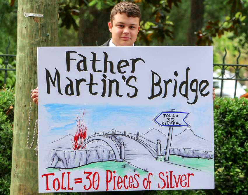 Faithful Catholics Oppose “Rainbow” Priest in Atlanta - Fr. James Martin, S.J.