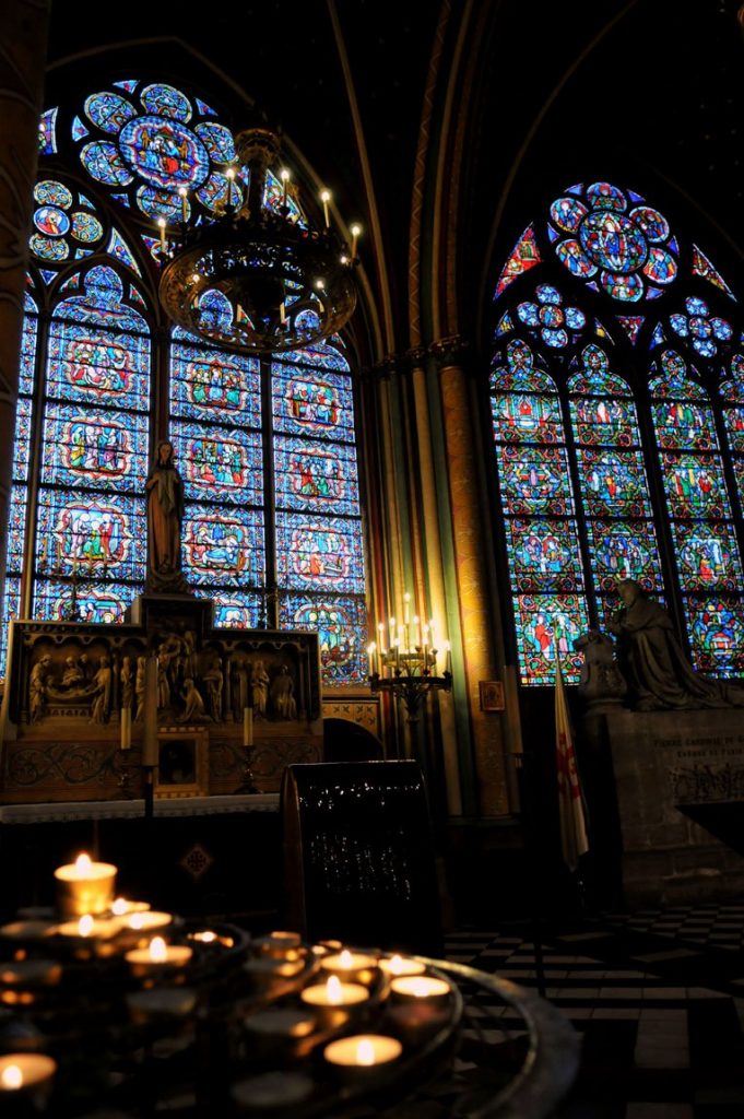 Notre-Dame Cathedral, Relic of the True Cross Chapel