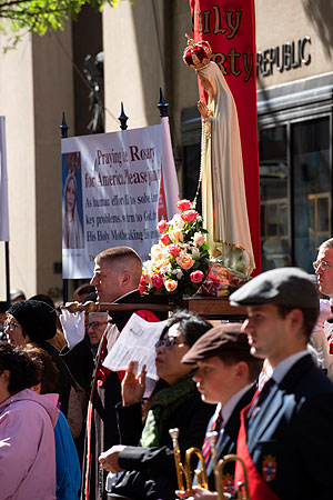 Statue of Our Lady of Fatima carried by TFP members in Ceremonial Habit during the 2019 Public Square Rosary Rally in New York City