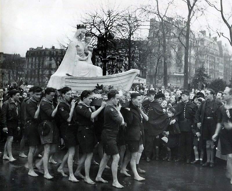 French Boy Scouts carry Our Lady of the Grand Return in Paris, 1946